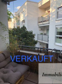 VERKAUFT VERKAUFT***SCHICKE STADTWOHNUNG MIT RUHEBALKON ZUM INNENHOF!