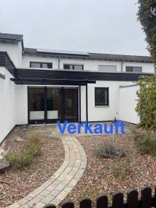 Verkauft VERKAUFT***SCHICKES REIHENMITTELHAUS IN FRANKFURT-PRAUNHEIM!